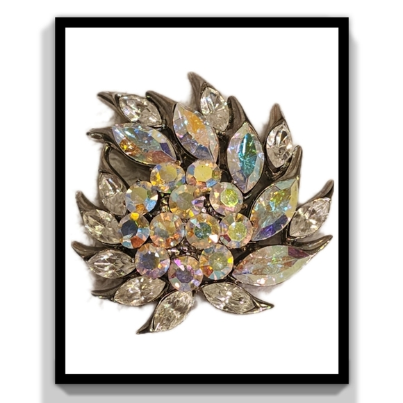 Art Deco Rhinestone Brooch - Picture 9 of 9